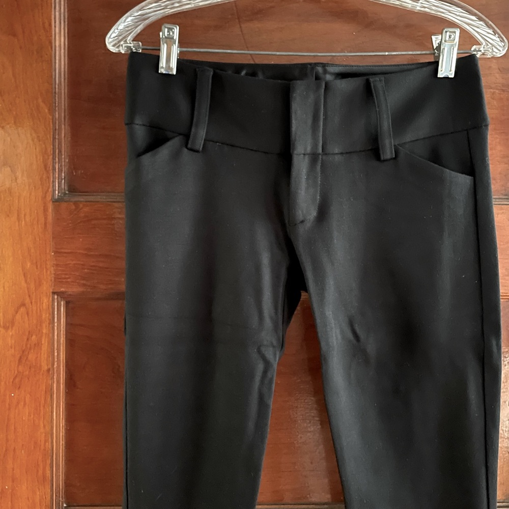 Alice + Olivia black dress pants (Size 2)